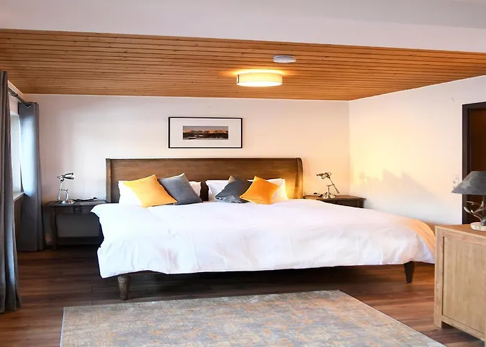 Chalet M