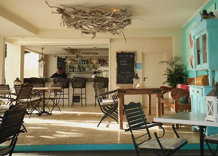 Ocean Breeze Boutique Hotel & Marina
