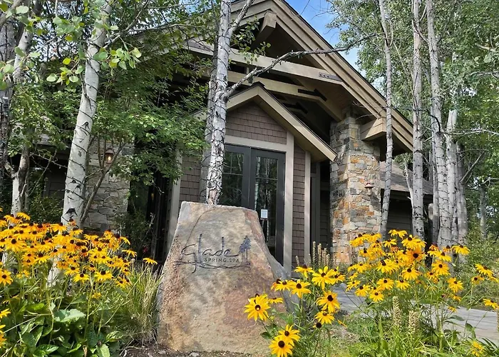 Condo W/ Outdoor Heated Pool + Hot Tub Access!