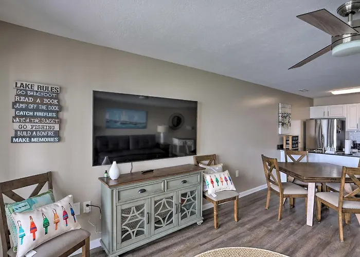 Middle Bass Condo W/ Balcony, Lake Erie Views