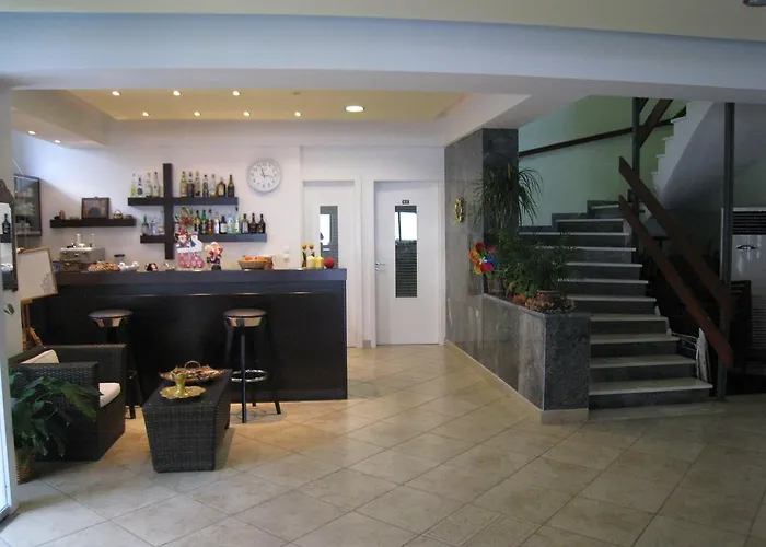 Alma Hotel