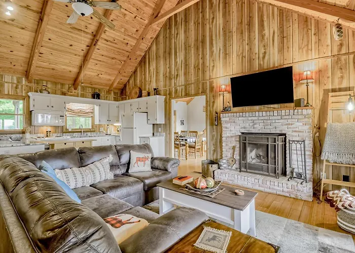 Buck Moon Cabin