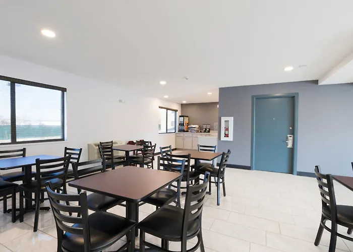 Americas Best Value Inn East Peoria