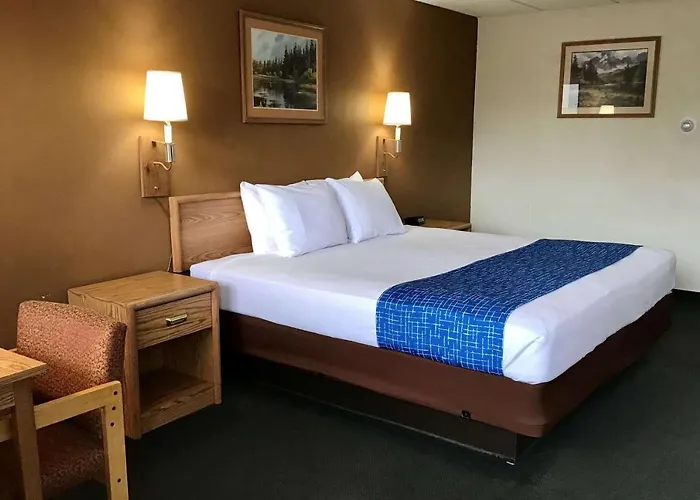 Travelodge By Wyndham Powell