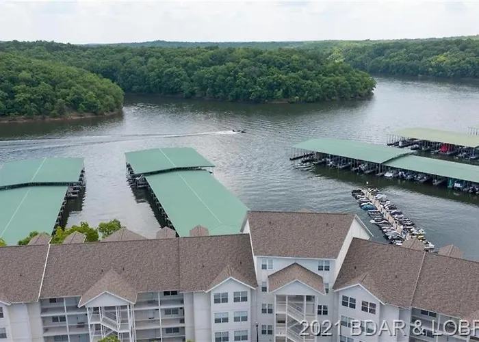 Family Fun Lakefront Condo At Parkview Bay
