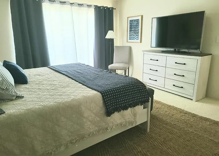 Family Fun Lakefront Condo At Parkview Bay