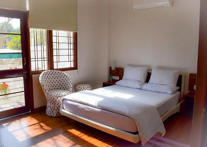 Bhola Bhawan Bed And Breakfast