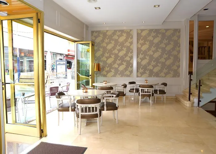 Hotel Serantes