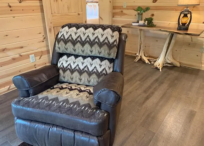 Waterview Lodge By Amish Country Lodging
