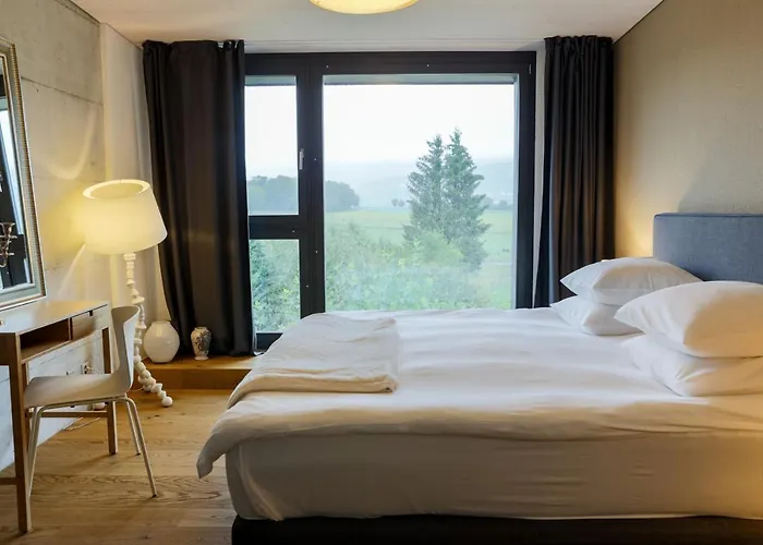 Hotel De L'Ours Preles