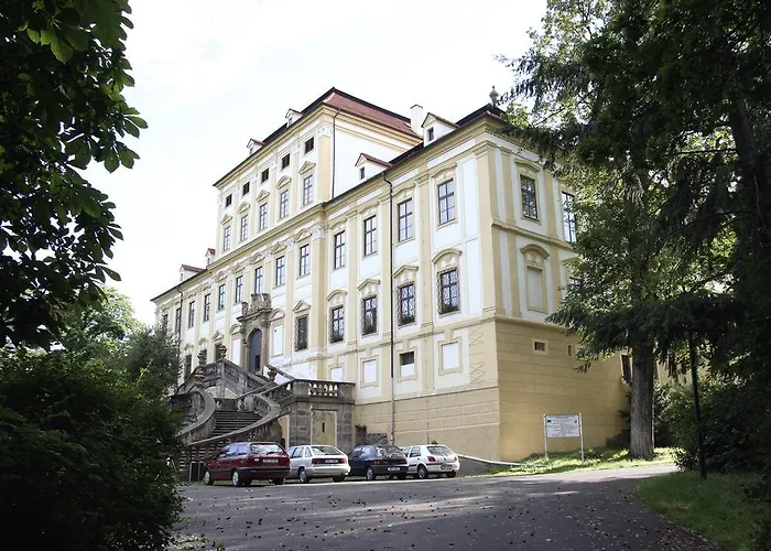 Zamek Cerveny Hradek