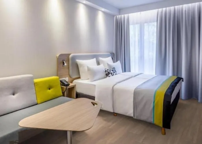 B&B Hotel Deauville-Touques