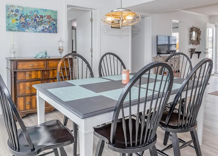 Oib27 Top-Floor Oasis