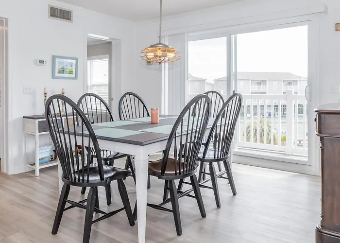 Oib27 Top-Floor Oasis