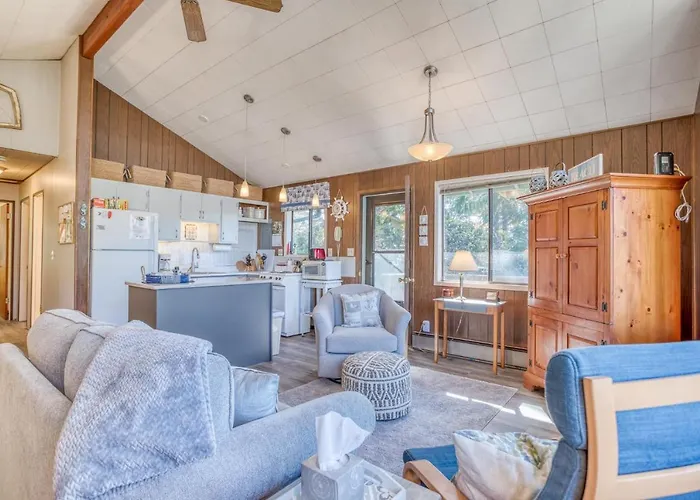 The Beach Cabin Mca 736 - Meredith Lodging