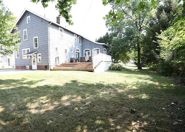Blue House, Blocks From Ross-Aide, Mackey, Samara House, Birck Golf Complex