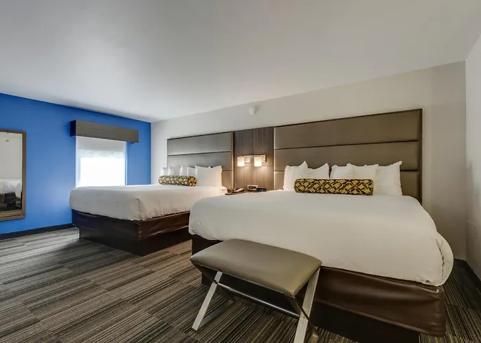 Alexis Inn And Suites Hotel
