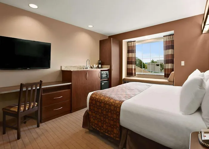 Microtel Inn & Suites By Wyndham St Clairsville - Wheeling