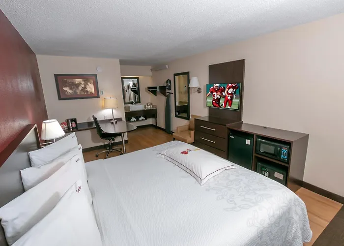 Red Roof Inn Plus+ Wilmington - Newark