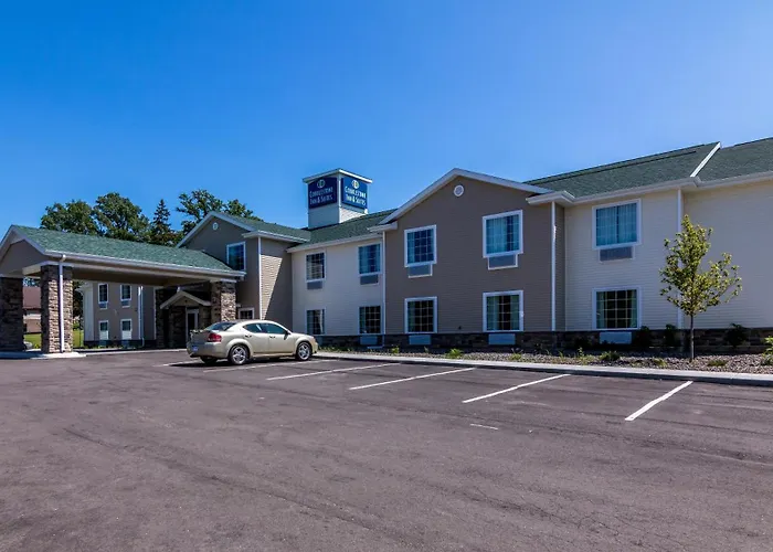 Cobblestone Inn & Suites - Barron