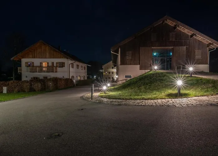 Landhotel Alte Zollstation- Historical Building