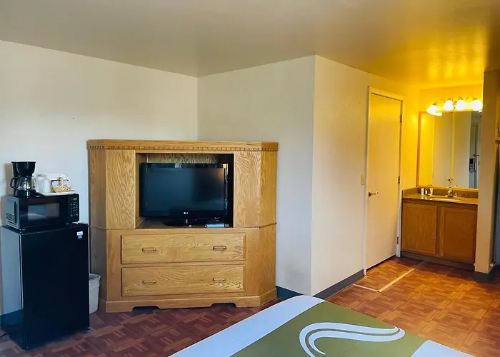 America'S Best Value Inn Sandpoint