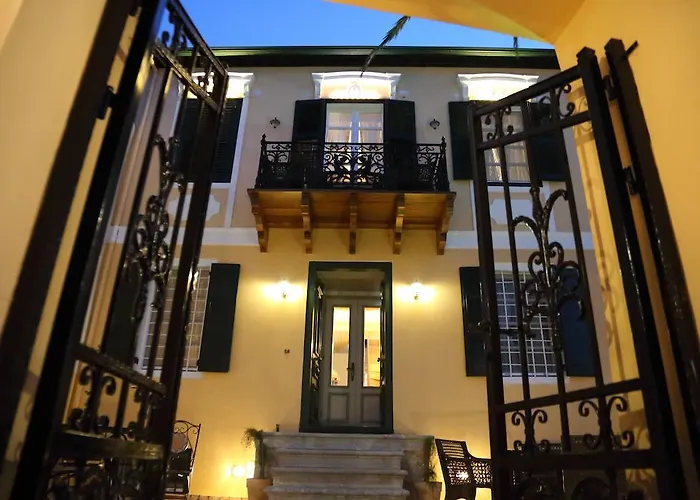 Nostos Hotel