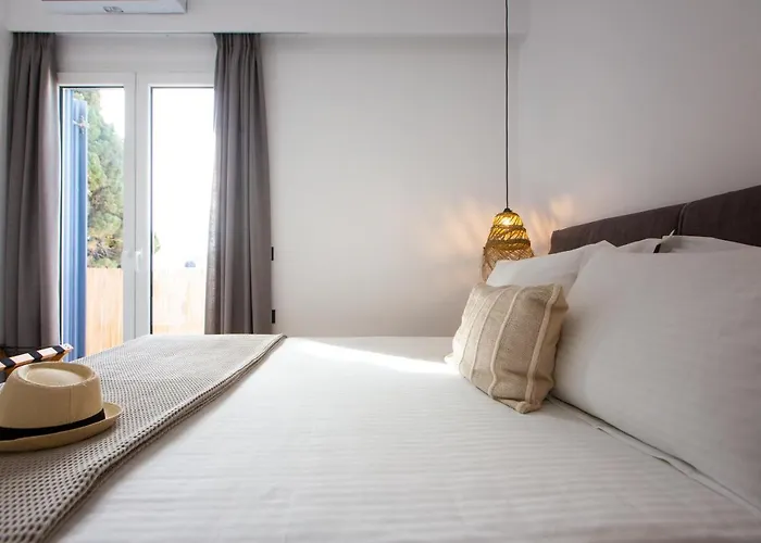 Eleana Hotel