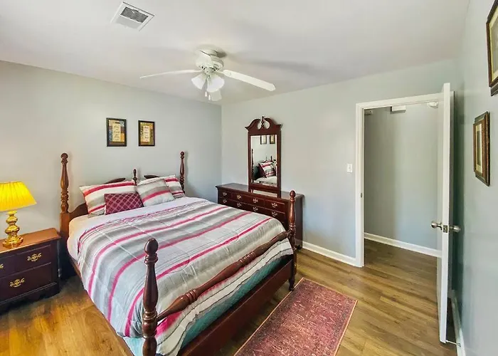 New! Luxe Cottage With Big Backyard 10 Mi To Augusta