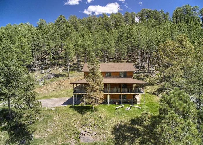 Eagle Pine Lodge