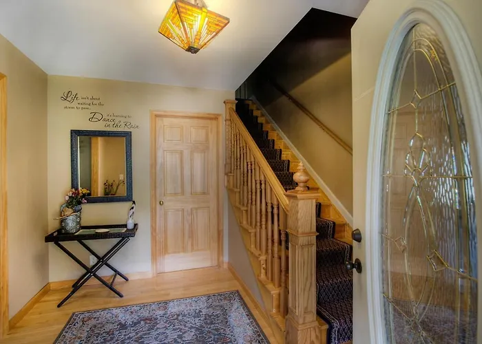 Eagle Pine Lodge