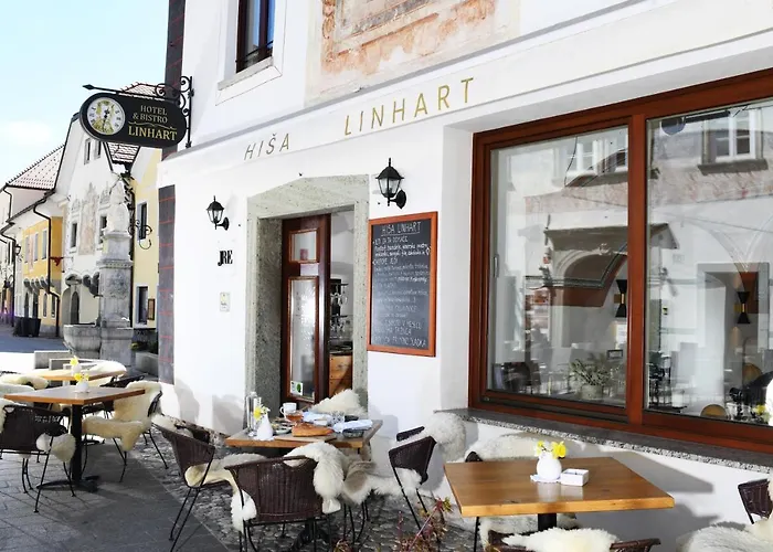 Hisa Linhart, Hotel & Restaurant