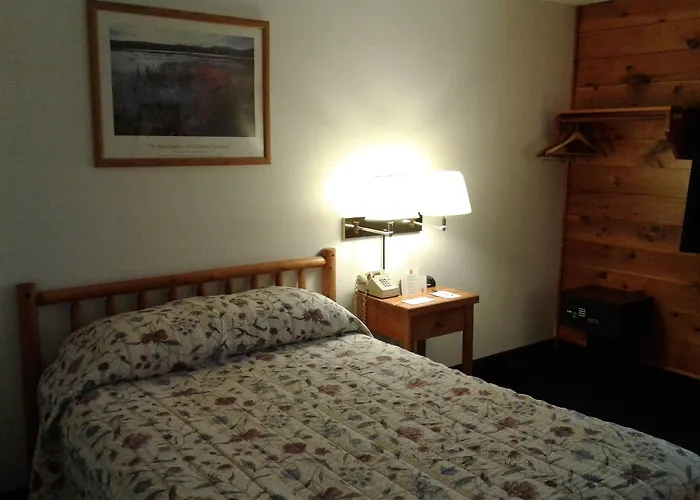 Super 8 By Wyndham Lake George/Warrensburg Area