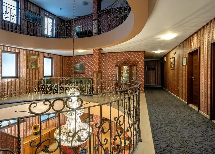Real Hotel