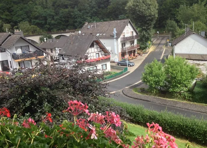 Bed&Breakfast Eifelpension Brückenschenke