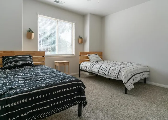 Boho Townhome In Carson City 10 Mins From Downtown, 30 Mins To Lake Tahoe