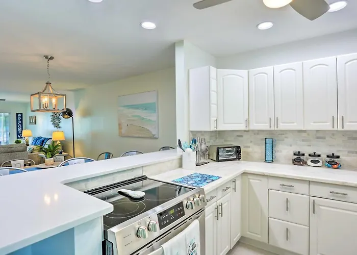 Boat Owner'S Paradise: Jensen Beach Home W/ Dock!