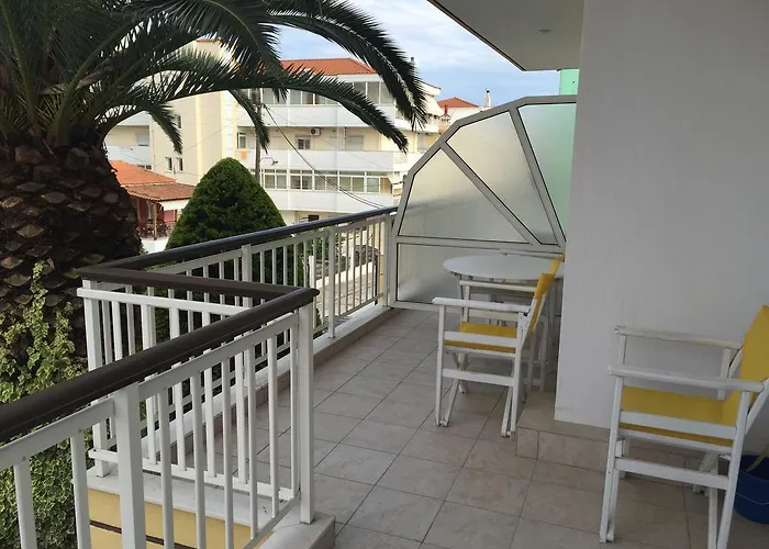 Iris Hotel