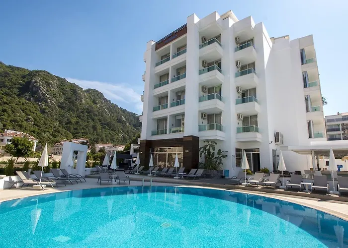 Munamar Beach Residence (Adults Only)