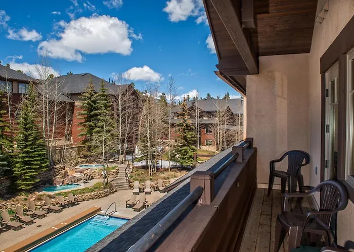 Grand Timber Lodge