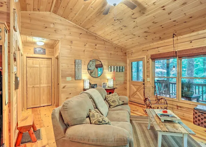 'Bigfoot'S Hideout' In Blue Ridge W/ Hot Tub!