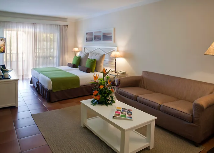 Hotel Jardin Tecina