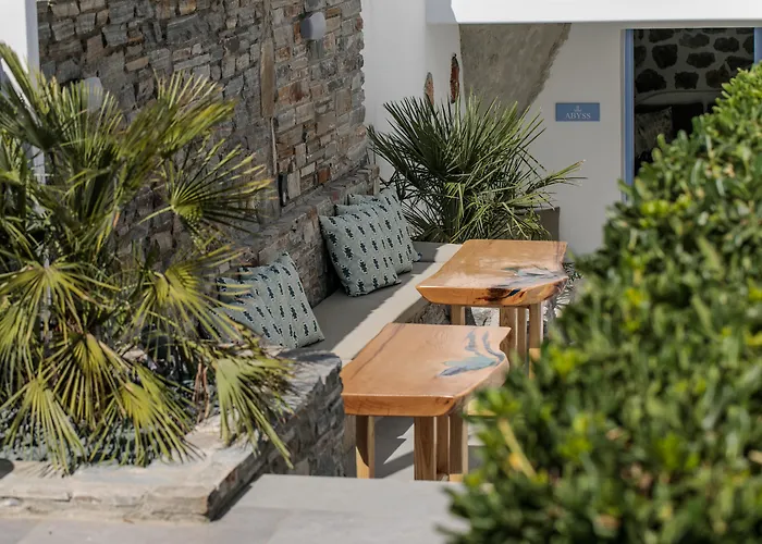 Liana Beach Hotel&Spa