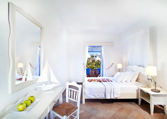 Koufonisia Hotel & Resort