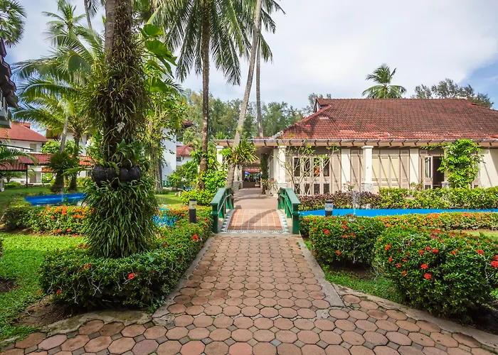 Amora Beach Resort Phuket