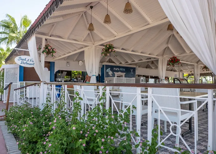 Club Hotel Felicia Village