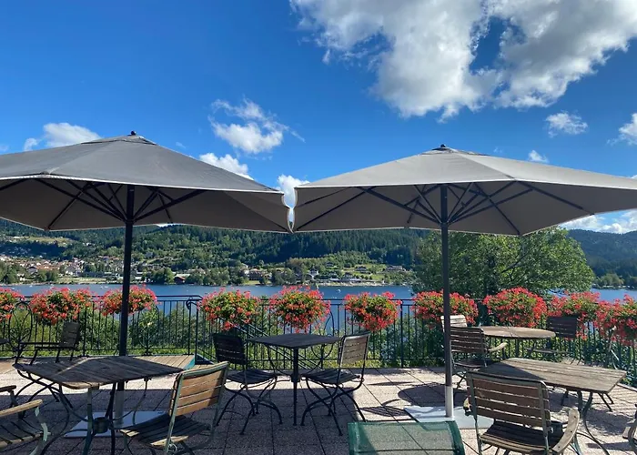 Le Manoir Au Lac