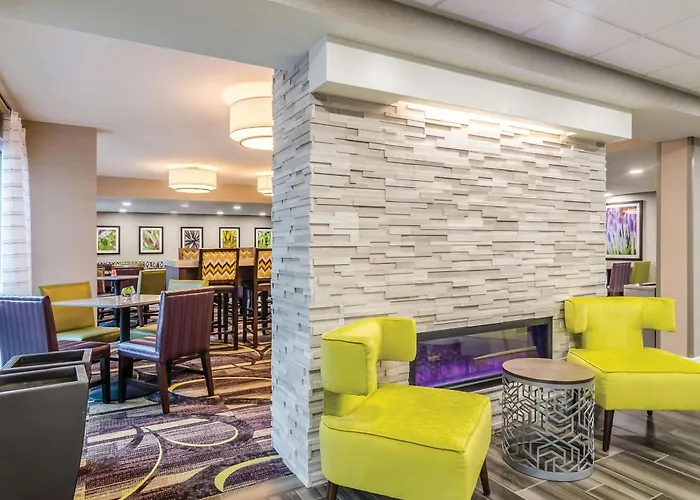 La Quinta Inn & Suites By Wyndham Myrtle Beach - N Kings Hwy