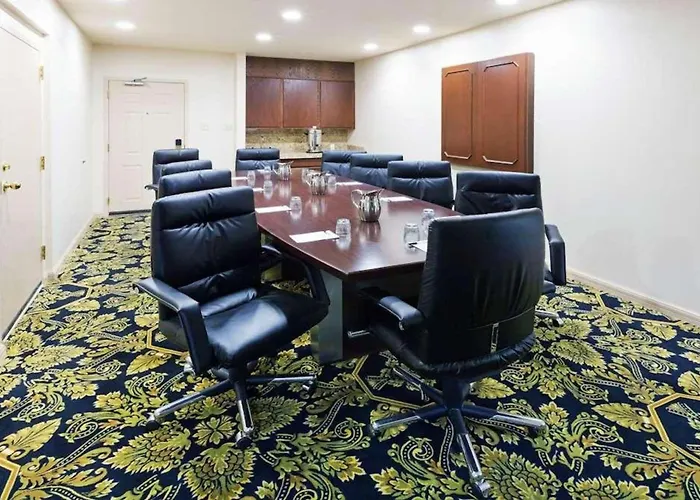 Radisson Hotel El Paso Airport