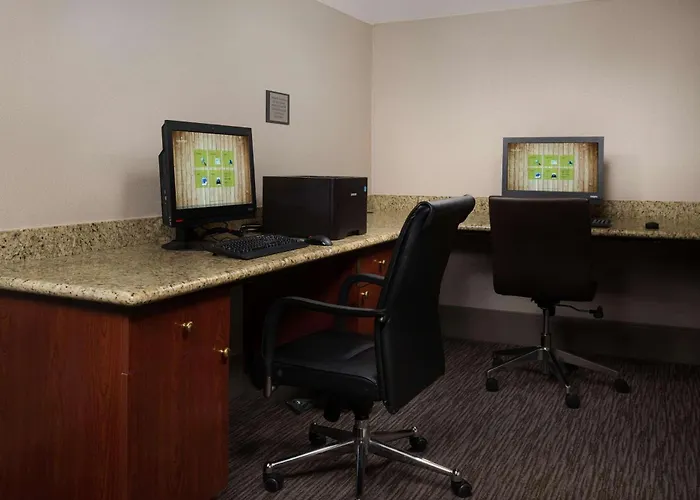 Country Inn & Suites By Radisson, Portland International Airport, Or